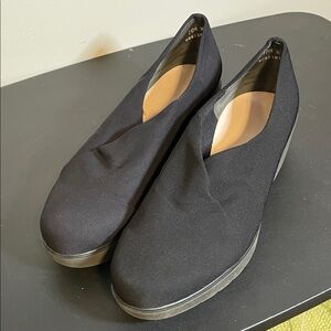 Munro Black Women's Ankle Booties